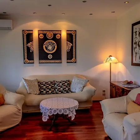 Gea Apartment *
