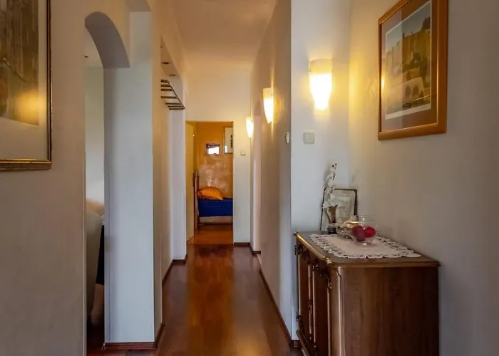 Gea Apartment Icici